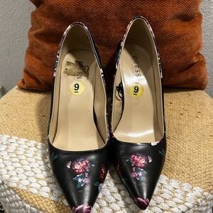 GUESS Black and Pink Floral Heels